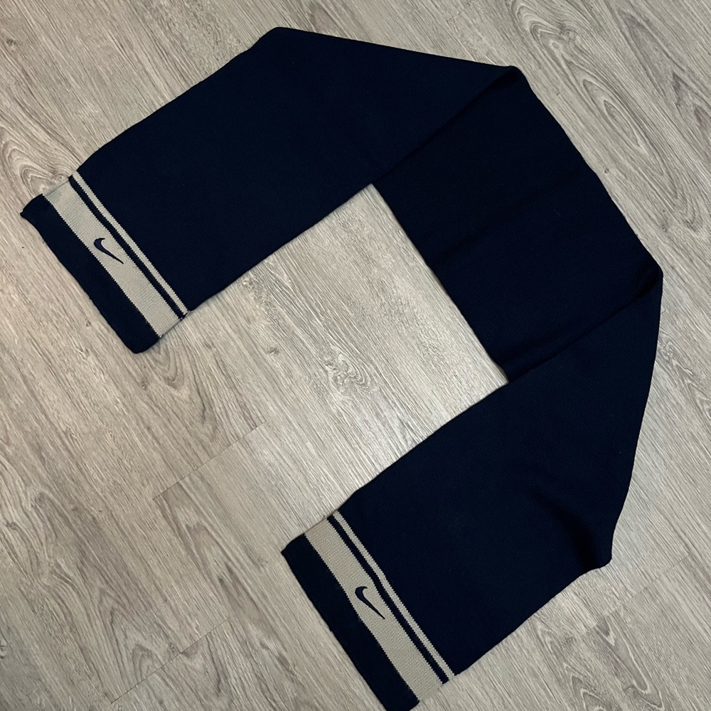 Nike Black and Beige Scarf